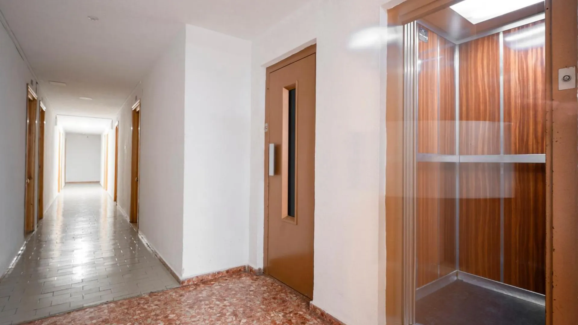 Estudio Deluxe En Jardines Del Triunfo - Granada Spain